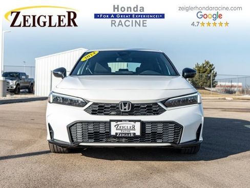 Used 2025 Honda Civic Sport image 2