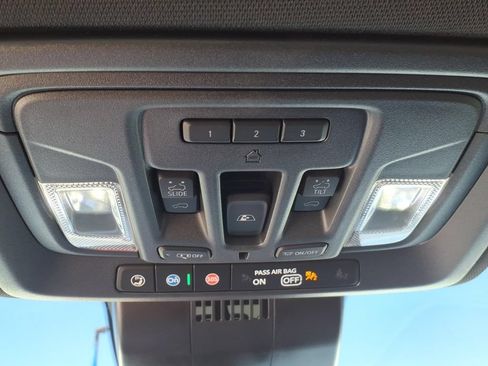 Used 2024 Chevrolet Silverado 2500 High Country AWD/4WD image 27