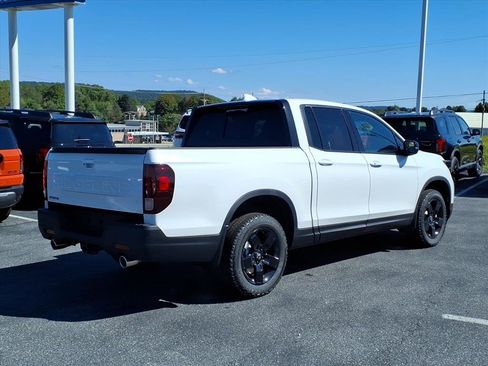 New 2025 Honda Ridgeline Black Edition image 4
