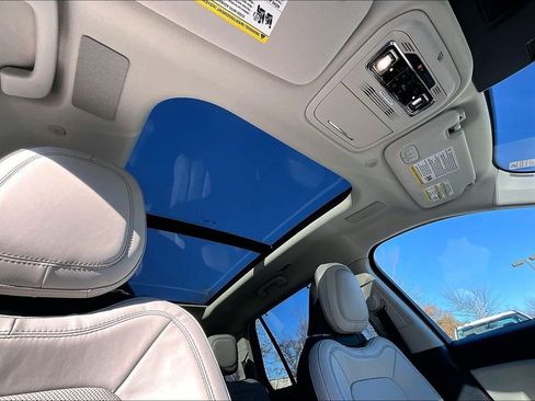 Used 2025 Lincoln Aviator Reserve w/ Equipment Group 201A image 22