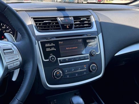 Used 2017 Nissan Altima 2.5 SR image 7