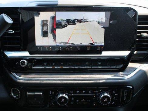 New 2025 GMC Sierra 2500 SLT w/ SLT Premium Package image 19