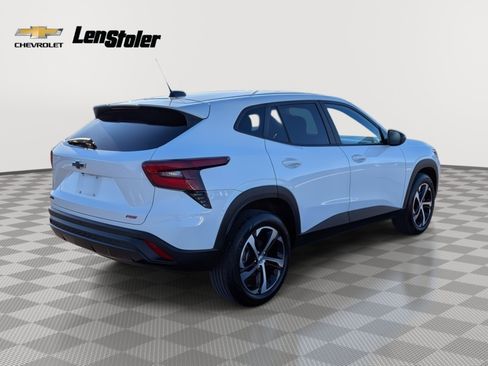 Used 2024 Chevrolet Trax RS w/ Driver Confidence Package image 5