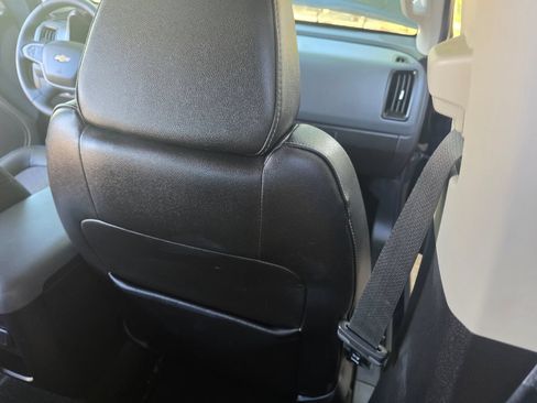 Used 2016 Chevrolet Colorado Z71 AWD/4WD image 37