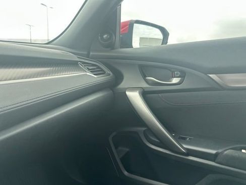 Used 2018 Honda Civic Si image 11