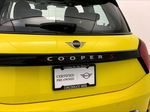 Certified 2025 MINI Cooper S image 30