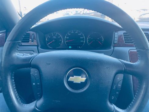 Used 2010 Chevrolet Impala LT image 17