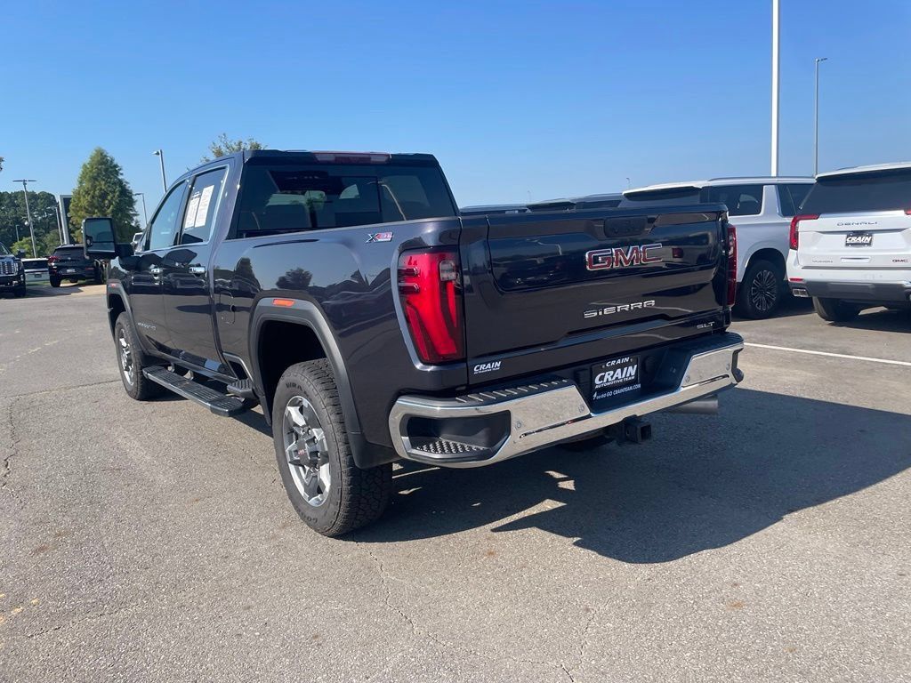 Used 2025 GMC Sierra 2500 SLT w/ SLT Premium Package AWD/4WD image 9