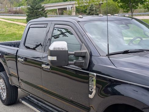 Used 2021 Ford F250 XLT w/ XLT Premium Package AWD/4WD image 17