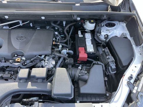 Used 2024 Toyota RAV4 Adventure image 39