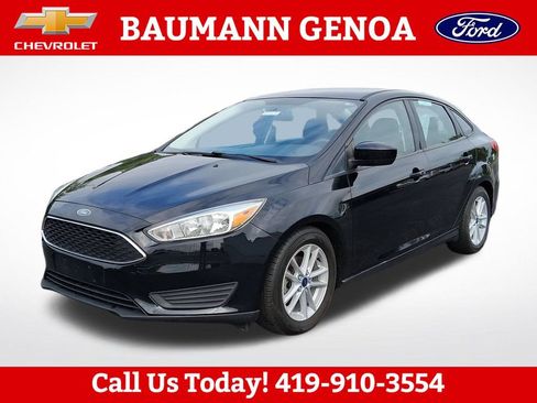 Used 2018 Ford Focus SE FWD image 1
