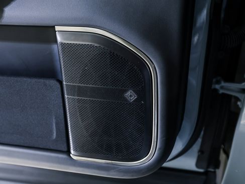 Used 2025 Rivian R1T Adventure image 22