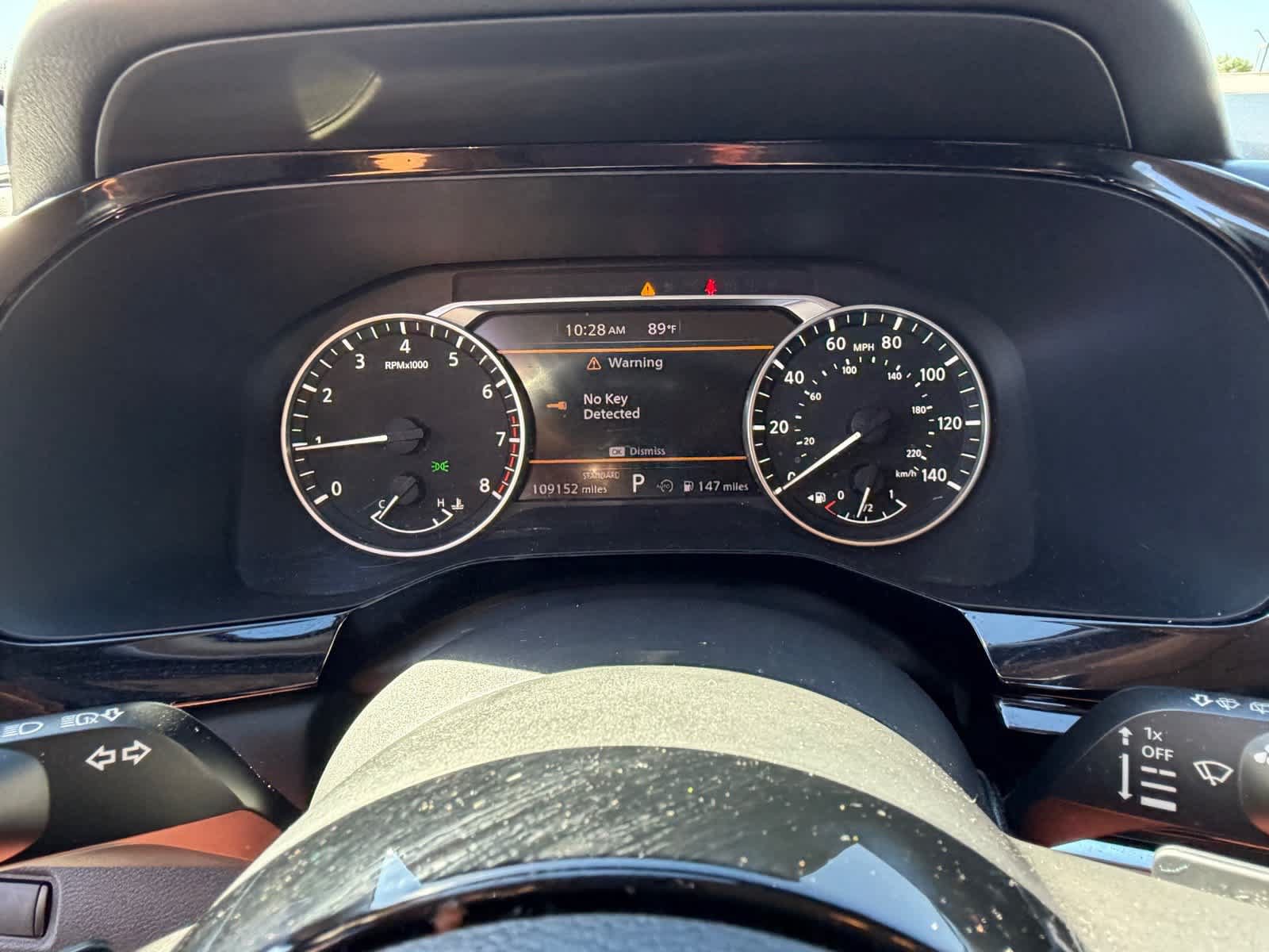 Used 2022 Nissan Pathfinder SV FWD image 11