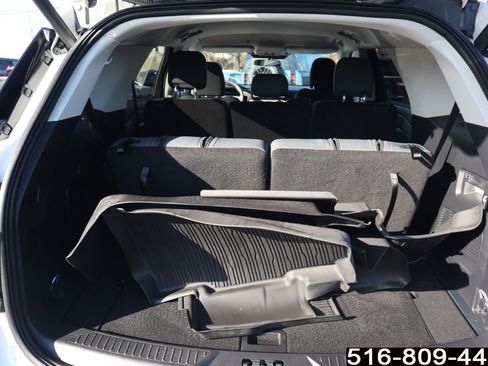 Used 2025 Ford Explorer Active image 30