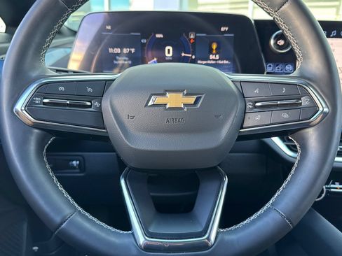 Used 2024 Chevrolet Equinox EV LT FWD image 30