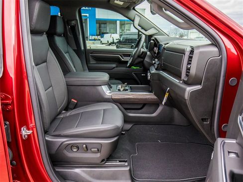 New 2026 GMC Sierra 3500 SLT w/ SLT Premium Package image 15