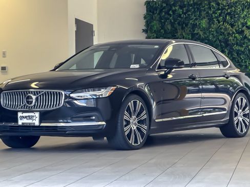 Used 2023 Volvo S90 B6 Plus w/ Protection Package Premier AWD/4WD image 8