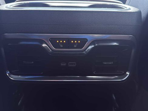Used 2023 GMC Sierra 1500 Denali Ultimate image 30