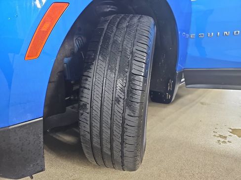 Certified 2024 Chevrolet Equinox LT w/ LPO, Floor Liner Package AWD/4WD image 38