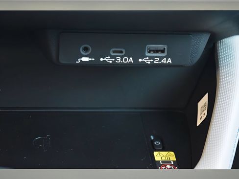 Certified 2026 Subaru Forester Premium AWD/4WD image 35
