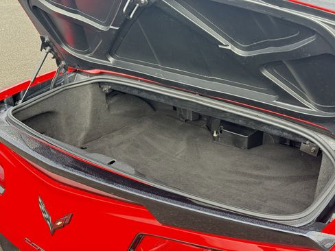 Used 2016 Chevrolet Corvette Stingray Convertible w/ Carbon Flash Badge Package image 28