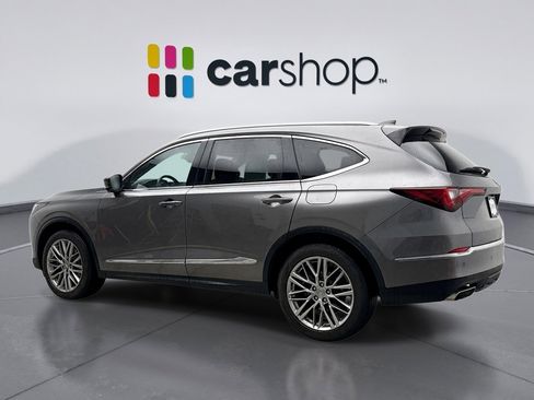 Used 2023 Acura MDX SH-AWD w/ Advance Package image 3