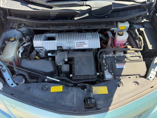 Used 2013 Toyota Prius V Three FWD image 36