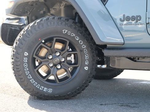 New 2026 Jeep Gladiator Sport AWD/4WD image 2