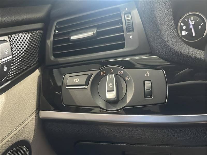 Used 2016 BMW X3 xDrive28i AWD/4WD image 18