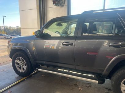 Used 2020 Toyota 4Runner SR5 Premium w/ Moonroof Package