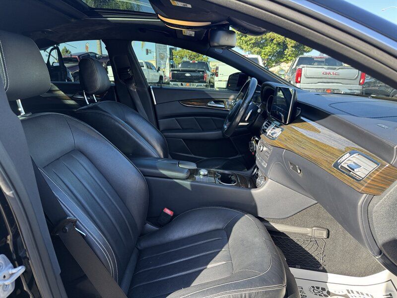Used 2015 Mercedes-Benz CLS 400 image 44