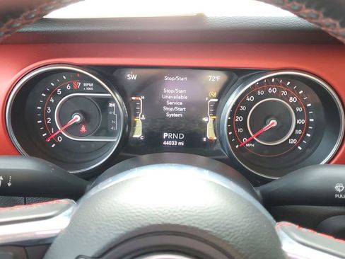 Used 2020 Jeep Gladiator Rubicon w/ Trailer Tow Package image 27