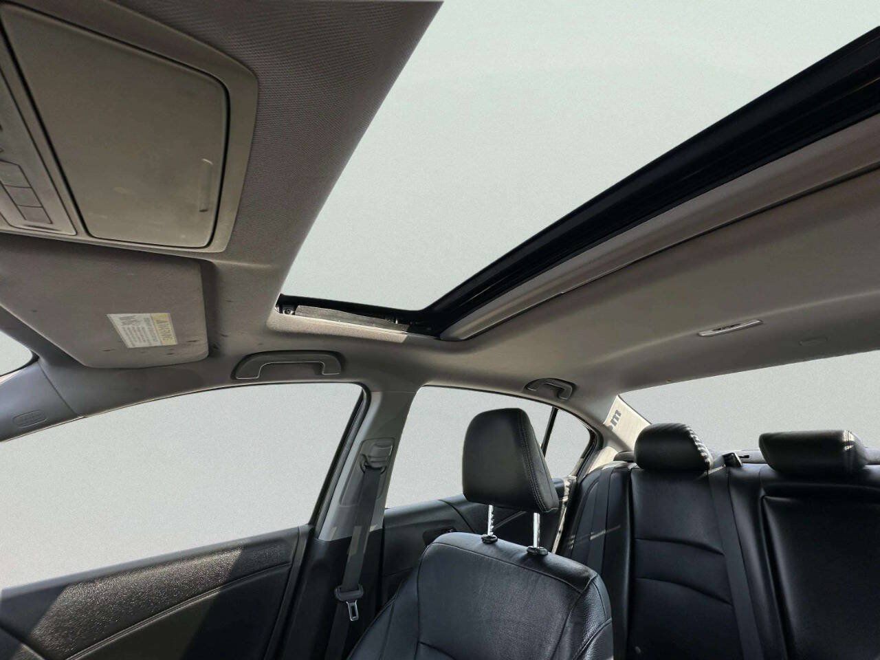 Used 2015 Honda Accord EX-L image 33