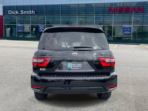 Used 2023 Nissan Armada SL w/ Midnight Edition Package image 5