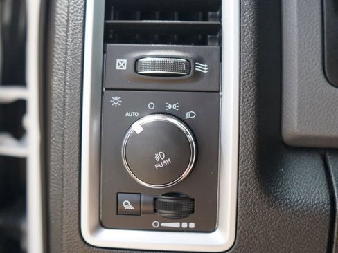 Used 2019 RAM 1500 Big Horn RWD image 26