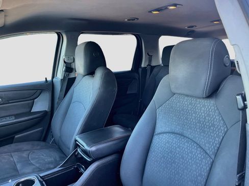 Used 2016 GMC Acadia SLE FWD image 19