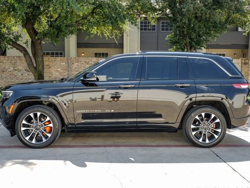 Used 2022 Jeep Grand Cherokee Overland image 21
