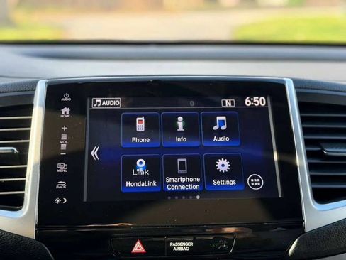 Used 2018 Honda Pilot EX image 18