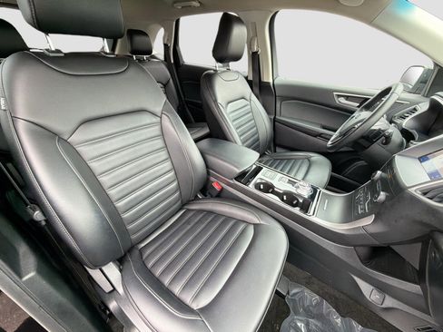 Used 2020 Ford Edge SEL w/ Convenience Package image 14