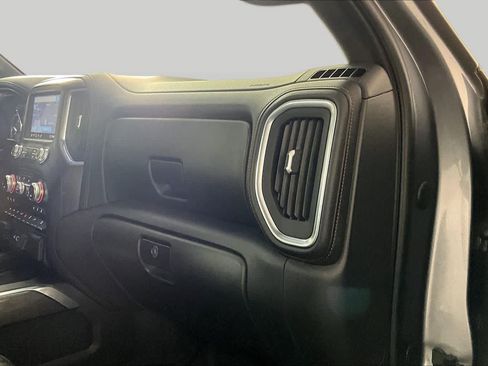 Used 2020 GMC Sierra 1500 AT4 w/ Technology Package AWD/4WD image 18