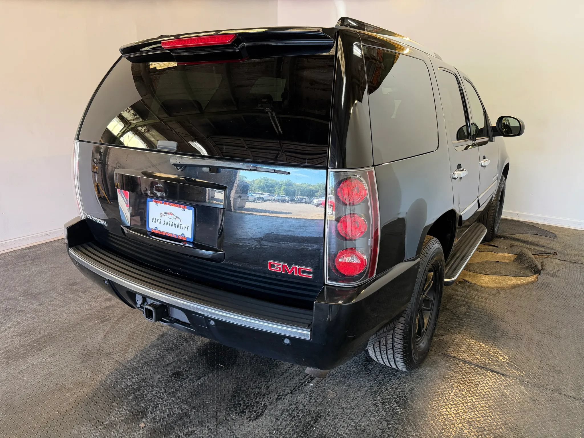 Used 2007 GMC Yukon Denali AWD/4WD image 7