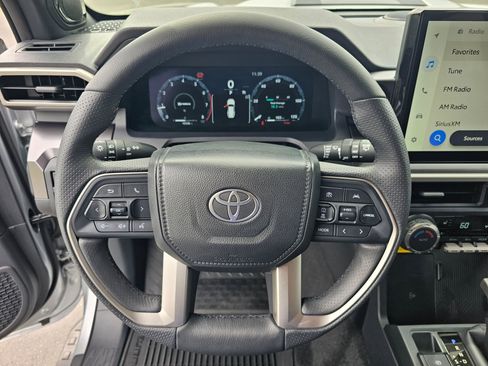 Used 2025 Toyota 4Runner TRD Sport Premium AWD/4WD image 22