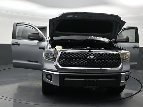 Used 2021 Toyota Tundra SR5 w/ SR5 Upgrade Package AWD/4WD image 37