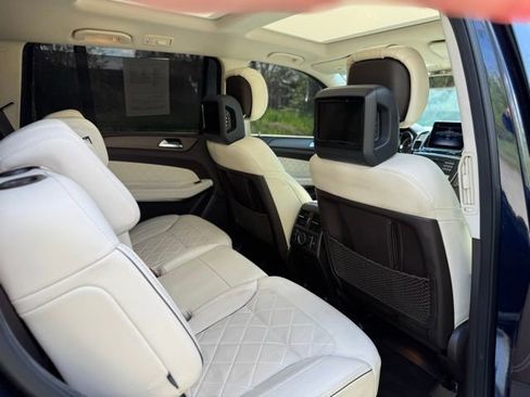 Used 2018 Mercedes-Benz GLS 550 4MATIC image 20