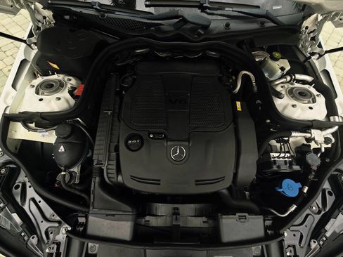 Used 2014 Mercedes-Benz E 350 E 350 Luxury 4MATIC AWD 4dr Wa image 47