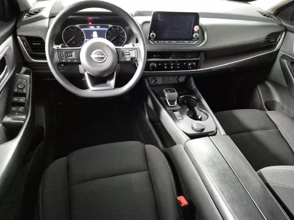 Used 2024 Nissan Rogue S AWD/4WD image 10