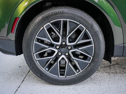 Used 2026 Ford Mustang Mach-E Premium AWD/4WD image 13