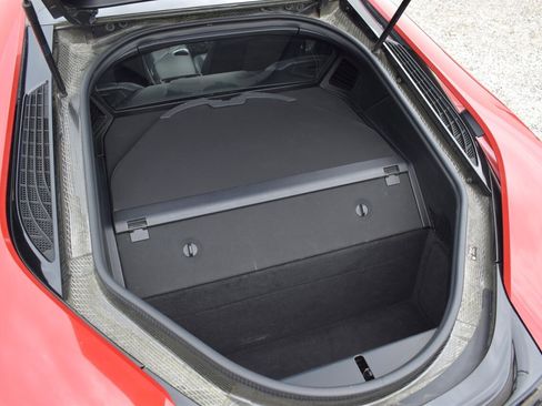 Used 2017 BMW i8 image 46