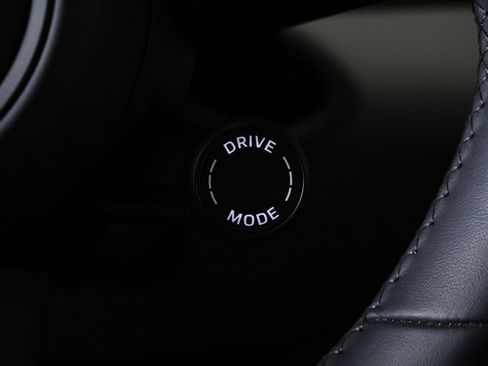 New 2025 Porsche Macan 4S Electric image 21