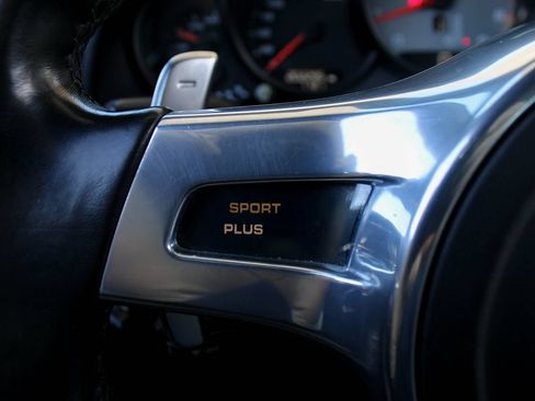 Used 2013 Porsche 911 Carrera 4S AWD/4WD image 43